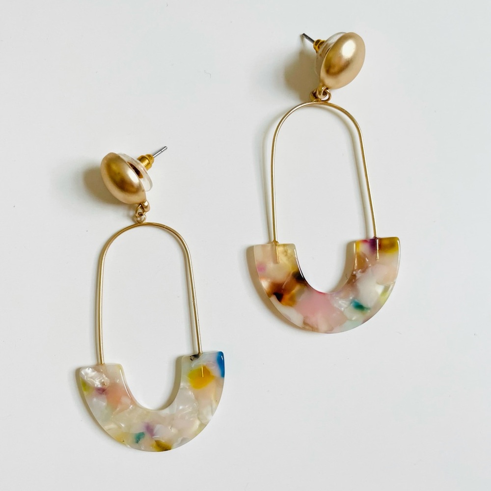 Gold earrings